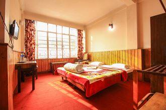 Hotel Polynia, Darjeeling 3